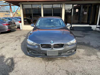 2017 BMW 3 Series 320i xDrive WBA8A3C50HK691830 2017 BMW 3 Series 320i xDrive
