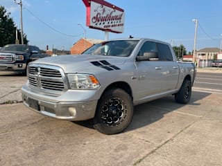 2016 Ram Pickup 1500 SLT 3C6RR7LTXGG266635 2016 Ram Pickup 1500 SLT