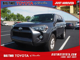 2018 Toyota 4Runner SR5 JTEBU5JR3J5600406 2018 Toyota 4Runner SR5