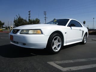 2000 Ford Mustang 1FAFP42X8YF312962 2000 Ford Mustang