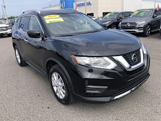 2018 Nissan Rogue SV KNMAT2MV1JP611287 2018 Nissan Rogue SV