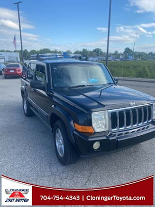 2007 Jeep Commander 1J8HH48K97C637026 2007 Jeep Commander