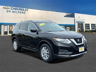 2018 Nissan Rogue SV 5N1AT2MV5JC818011 2018 Nissan Rogue SV