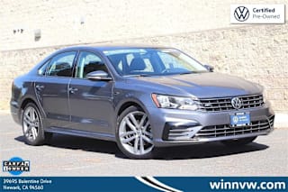 2018 Volkswagen Passat 2.0T R-Line 1VWAA7A32JC018662 2018 Volkswagen Passat 2.0T R-Line