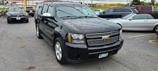 2011 Chevrolet Suburban LS 1500 1GNSKHE38BR318670 2011 Chevrolet Suburban LS 1500