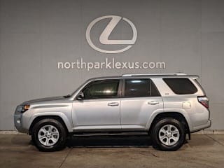 2016 Toyota 4Runner SR5 JTEZU5JR3G5134810 2016 Toyota 4Runner SR5