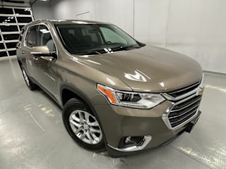 2020 Chevrolet Traverse LT Cloth 1GNERGKW4LJ137292 2020 Chevrolet Traverse LT Cloth