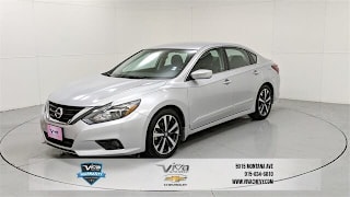2017 Nissan Altima 2.5 SR 1N4AL3AP9HN304005 2017 Nissan Altima 2.5 SR