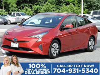 2017 Toyota Prius Three JTDKARFU2H3534311 2017 Toyota Prius Three
