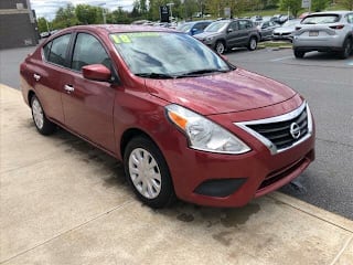 2018 Nissan Versa SV 3N1CN7APXJL885477 2018 Nissan Versa SV