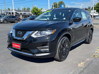 2018 Nissan Rogue S KNMAT2MVXJP561778 2018 Nissan Rogue S