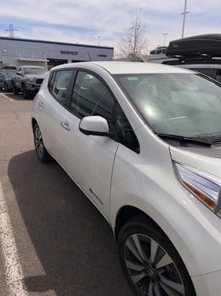 2017 Nissan LEAF SV 1N4BZ0CP8HC304121 2017 Nissan LEAF SV