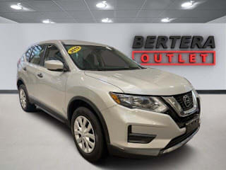 2019 Nissan Rogue S 5N1AT2MV6KC783125 2019 Nissan Rogue S