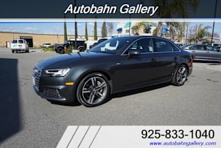 2017 Audi A4 2.0T quattro Premium Plus WAUENAF46HN067933 2017 Audi A4 2.0T quattro Premium Plus