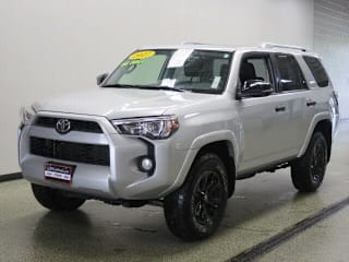 2017 Toyota 4Runner SR5 JTEBU5JR8H5457608 2017 Toyota 4Runner SR5