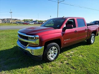 2017 Chevrolet Silverado 1500 LT 3GCUKREC2HG230097 2017 Chevrolet Silverado 1500 LT