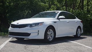 2018 Kia Optima LX 5XXGT4L37JG217435 2018 Kia Optima LX
