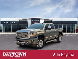 2017 GMC Sierra 2500HD Denali 1GT12UEY1HF122556 2017 GMC Sierra 2500HD Denali