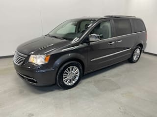 2015 Chrysler Town and Country Touring-L 2C4RC1CG2FR697294 2015 Chrysler Town and Country Touring-L