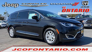 2020 Chrysler Pacifica Touring L 2C4RC1BG5LR140098 2020 Chrysler Pacifica Touring L