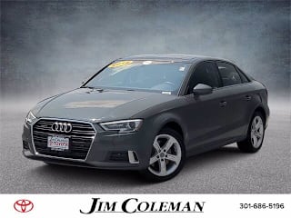 2018 Audi A3 2.0T quattro Premium WAUB8GFF4J1032030 2018 Audi A3 2.0T quattro Premium