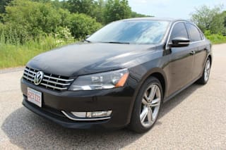 2014 Volkswagen Passat 2.0L TDI SEL Premium 1VWCN7A3XEC046843 2014 Volkswagen Passat 2.0L TDI SEL Premium