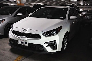 2020 Kia Forte FE 3KPF24AD9LE235571 2020 Kia Forte FE