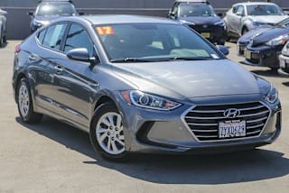 2017 Hyundai Elantra SE KMHD74LF6HU371202 2017 Hyundai Elantra SE