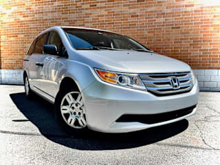 2011 Honda Odyssey LX 5FNRL5H22BB098857 2011 Honda Odyssey LX