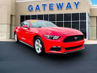 2016 Ford Mustang V6 1FA6P8AM8G5228031 2016 Ford Mustang V6