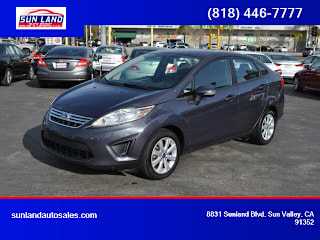 2013 Ford Fiesta SE 3FADP4BJ1DM132381 2013 Ford Fiesta SE