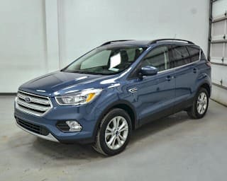 2018 Ford Escape 1FMCU9GD3JUC07180 2018 Ford Escape