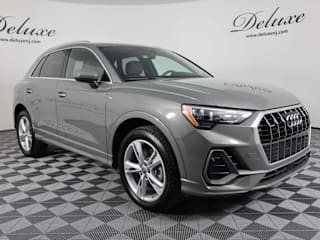 2020 Audi Q3 WA1DECF33L1058425 2020 Audi Q3