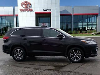 2018 Toyota Highlander 5TDJZRFH5JS529213 2018 Toyota Highlander