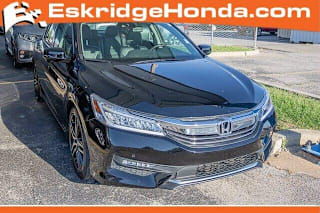 2017 Honda Accord Touring 1HGCR3F95HA018267 2017 Honda Accord Touring