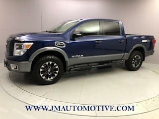 2017 Nissan Titan PRO-4X 1N6AA1E54HN549787 2017 Nissan Titan PRO-4X