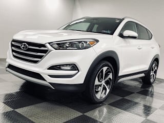 2017 Hyundai Tucson Sport KM8J3CA23HU438105 2017 Hyundai Tucson Sport