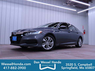 2018 Honda Accord LX 1HGCV1F10JA212611 2018 Honda Accord LX