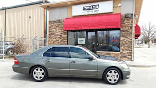 2004 Lexus LS 430 Base JTHBN36FX40151598 2004 Lexus LS 430 Base