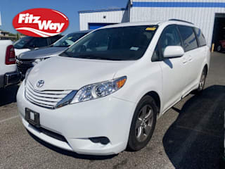 2017 Toyota Sienna LE 8-Passenger 5TDKZ3DC9HS848732 2017 Toyota Sienna LE 8-Passenger