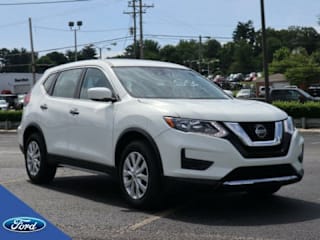 2019 Nissan Rogue S 5N1AT2MT9KC782775 2019 Nissan Rogue S