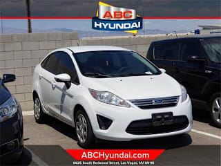 2013 Ford Fiesta SE 3FADP4BJ2DM220839 2013 Ford Fiesta SE