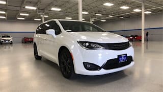 2020 Chrysler Pacifica Touring 2C4RC1FG8LR235815 2020 Chrysler Pacifica Touring