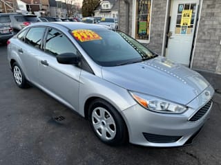 2017 Ford Focus 1FADP3E29HL282776 2017 Ford Focus