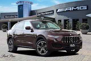 2017 Maserati Levante Base ZN661XUA2HX214637 2017 Maserati Levante Base