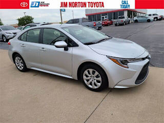 2021 Toyota Corolla LE JTDEPMAE3MJ143589 2021 Toyota Corolla LE