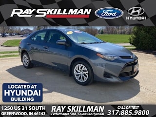 2018 Toyota Corolla LE 2T1BURHE2JC061052 2018 Toyota Corolla LE