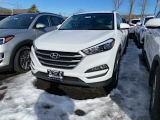 2017 Hyundai Tucson SE KM8J3CA43HU449395 2017 Hyundai Tucson SE