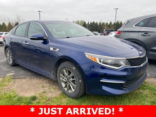 2018 Kia Optima LX Turbo 5XXGT4L1XJG193761 2018 Kia Optima LX Turbo