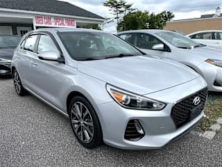 2018 Hyundai Elantra GT Base KMHH35LE3JU030033 2018 Hyundai Elantra GT Base